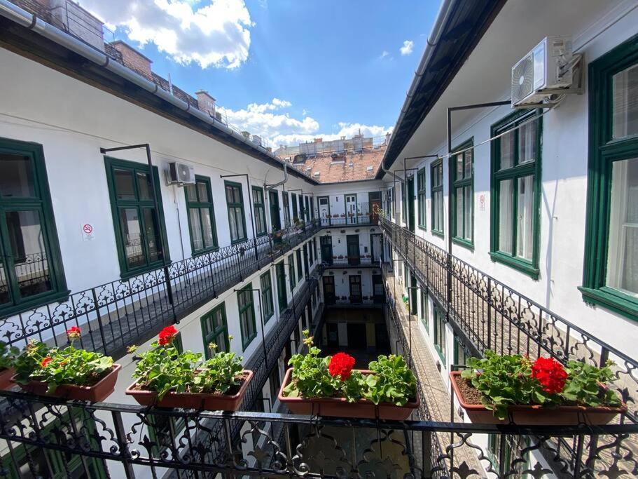 Raday Street, Spacious, Modern Apartment Budapest Exteriör bild